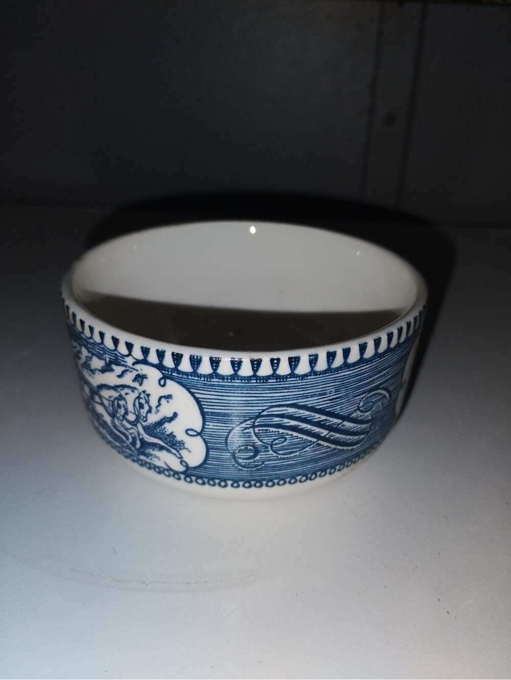 Vintage Blue and White Ceramic Cup with Horse and Carriage Design - Picture 3 of 5